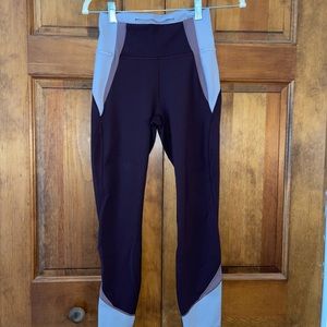 Lululemon In Movement Tight 25” size 6